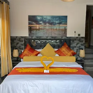 360 Degrees Villa